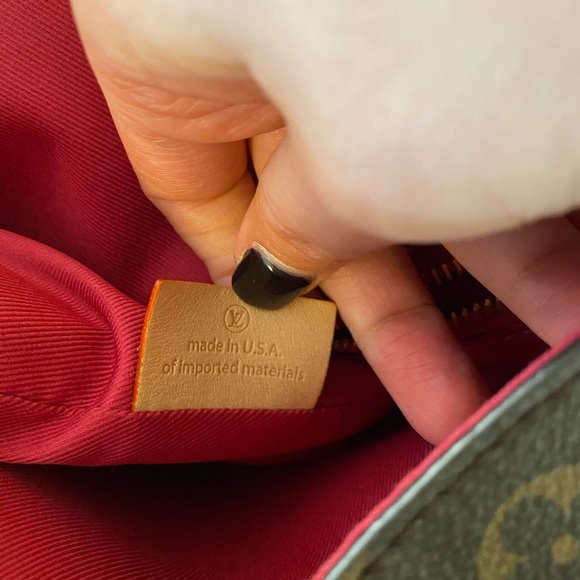 VERIFIED AUTHENTIC FROM POSH LV SHOULDER BAG - Picture 3 of 7